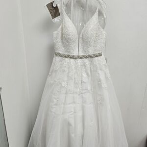 Beautiful Chiffon Wedding Dress